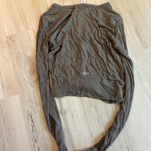 Alo Yoga small workout top green - Picture 3 of 5